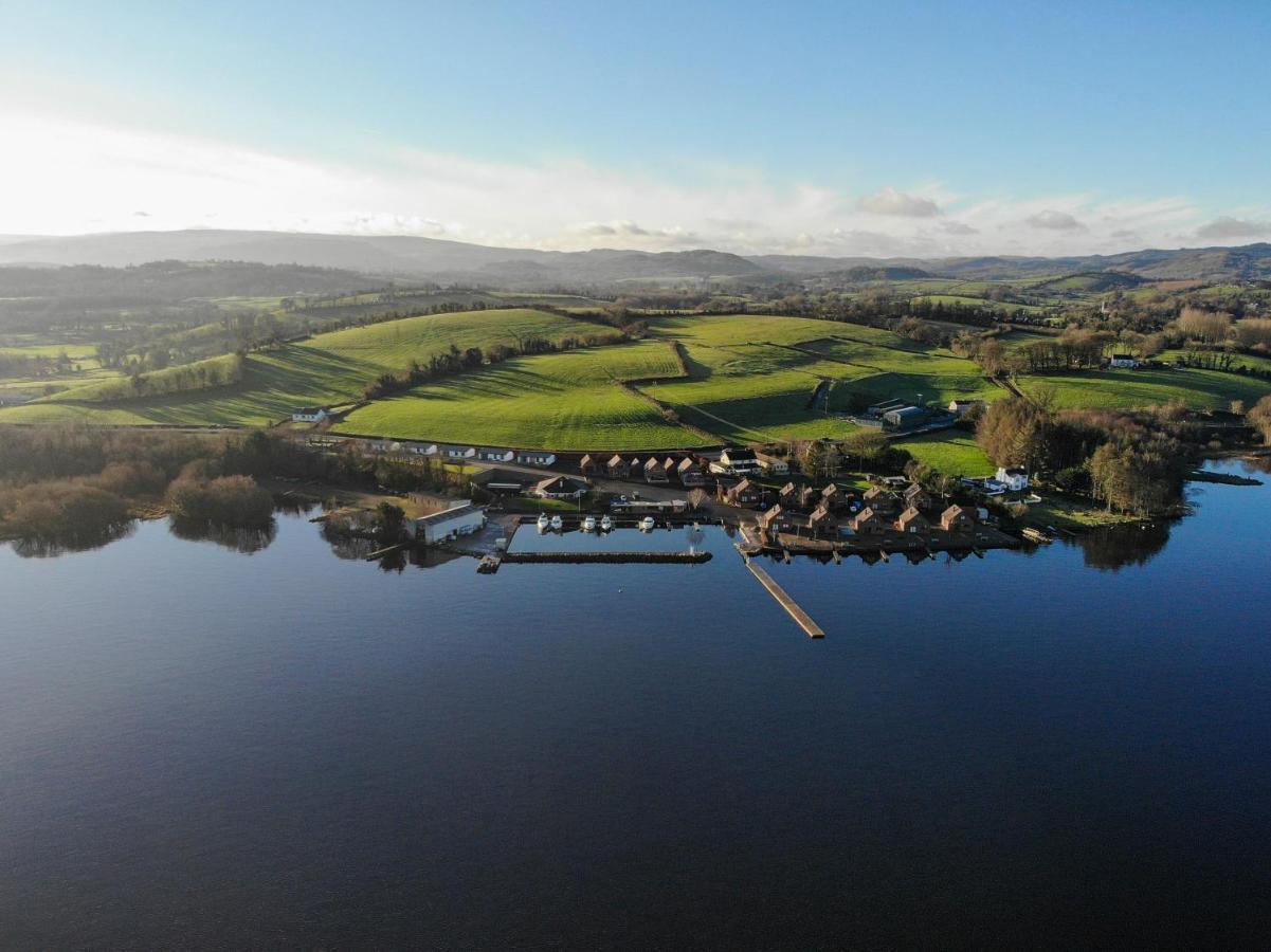 Tullybay Holiday Homes Экстерьер фото